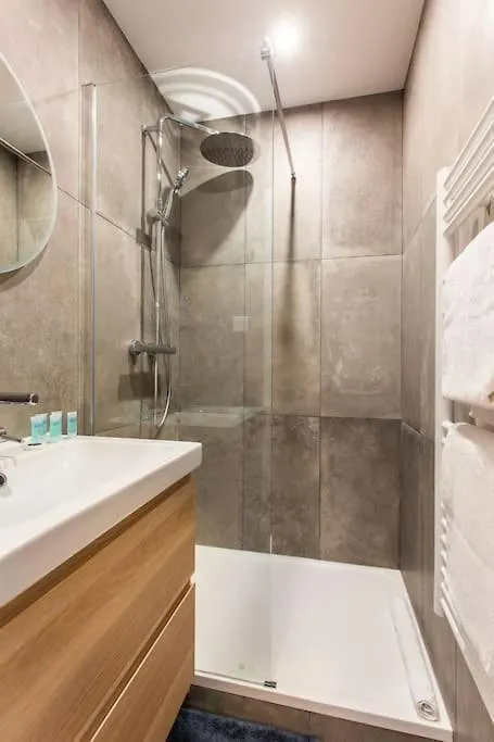 Montmartre Seveste Magnifique Appartement 2Br Παρίσι 0*,
